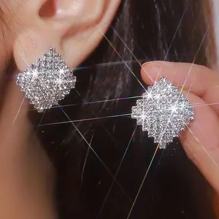 Anting Tusuk Diamond Square - Anting Stud Diamond Kotak -  Anting Pesta Pernikahan 3