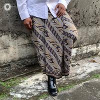 Gambar Sarung Batik Pria 11 PARANG LUMBU GODONG REMEKAN Original Rayon Premium SYAM MAWARDAH Santri Muslim Dewasa - Abu-abu Hitam dari Syam Mawardah_NEW Kab. Sukoharjo 5 Tokopedia