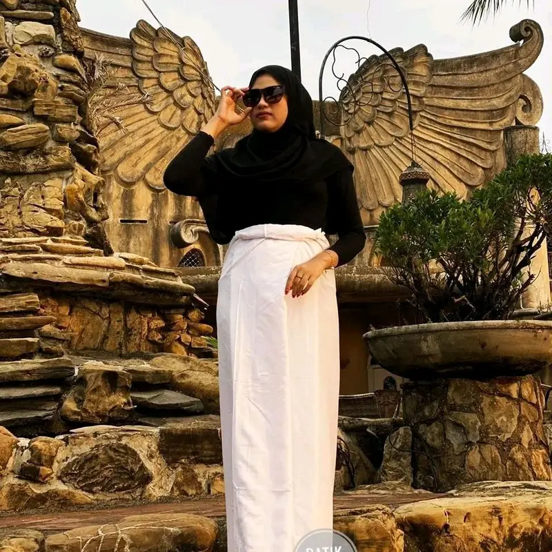 SARUNG PUTIH POLOS BAHAN RAYON SIZE ABG REMAJA Muslim Santri Wanita Nyaman Lembut 4