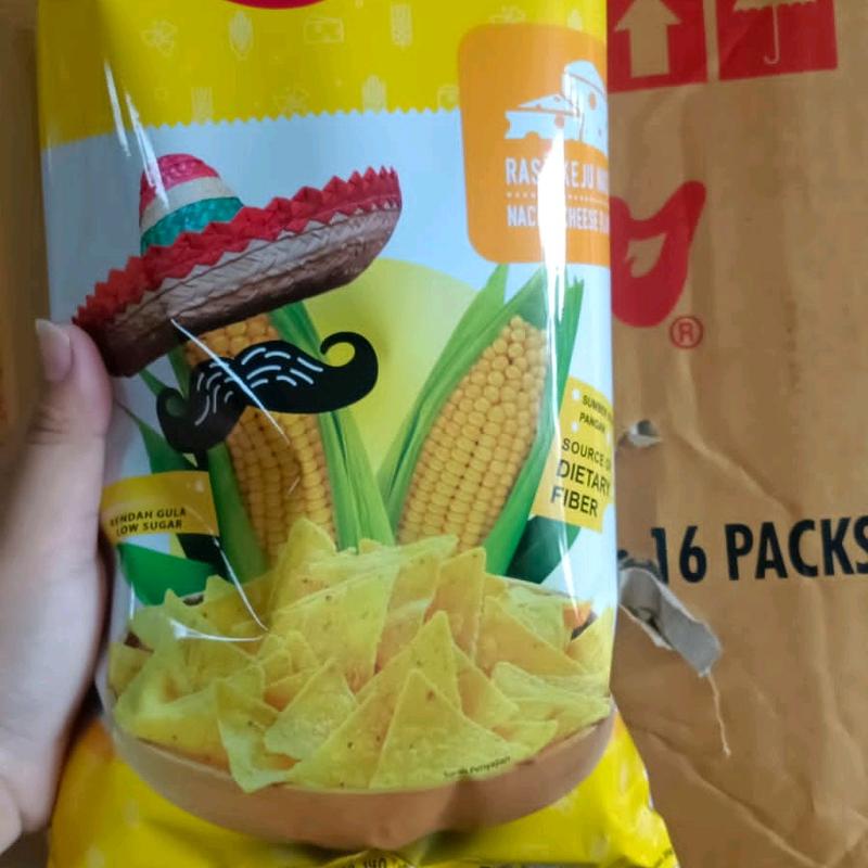 HAPPY TOS TORTILLA SNACK JAGUNG GURIH 140 GRAM Camilan Makanan Food 3