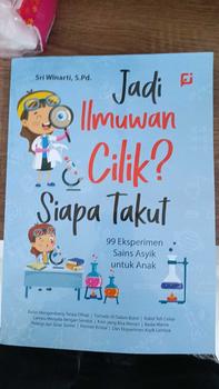 Product Review of BUKU EDUKASI ANAK: JADI ILMUWAN CILIK? SIAPA TAKUT? (99 Eksperimen Sains Asyik untuk Anak) Soft Cover from V**r M**s 0