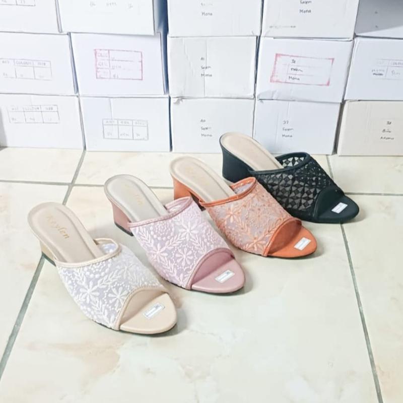 Diandar Sendal Wanita Brukat Hak Tahu 5 Cm Anggel Sandal - Shop | Tokopedia