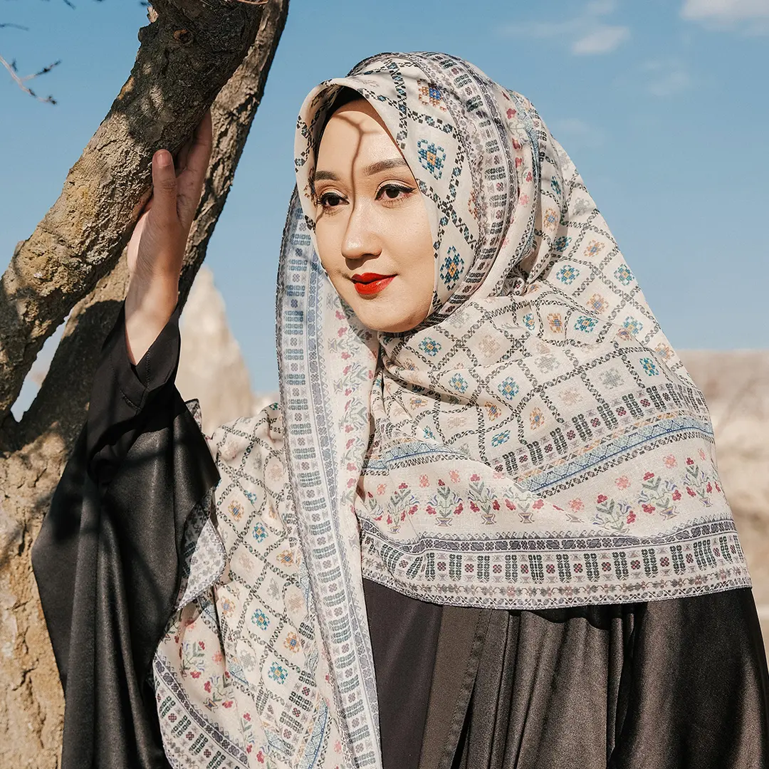 pelangi asmara tin scarf - tatreez series for raya
