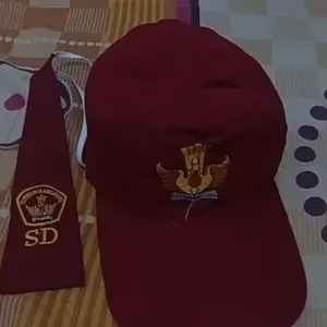PAKET TOPI SD DAN DASI+SABUK depan topi bordir tutwuri handayani buat laki laki perempuan Anak