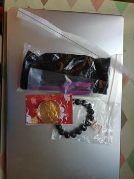 Product Review of Natural black obsidian bracelet from M**k 0