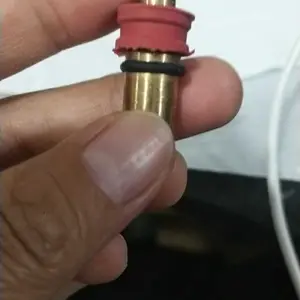 Alat Isi Ulang Gas Kaleng Portabel Adaptor Gas Portabel