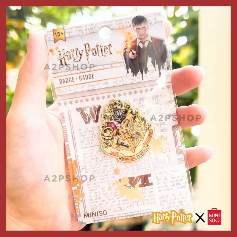 {READY} MINISO X HARRY POTTER ORI! BADGE BROOCH Baju / Tas / Sepatu - Golden Snitch, Hedwig, Hogwarts 2