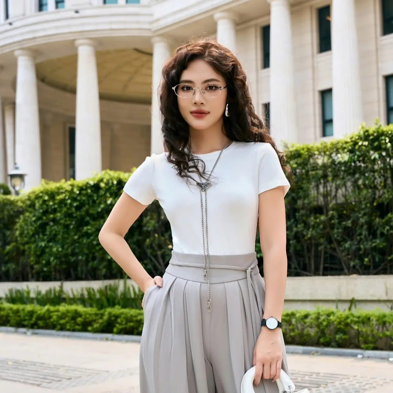 Áo Thun Nữ CCHAT Basic Tay Ngắn Dáng Ôm 14TNC2002OT