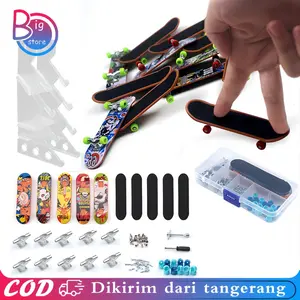 Finger Skateboard 5pcs/Set Mainan Skateboard Mini Finger Skate Finger Skateboard Jari Mini