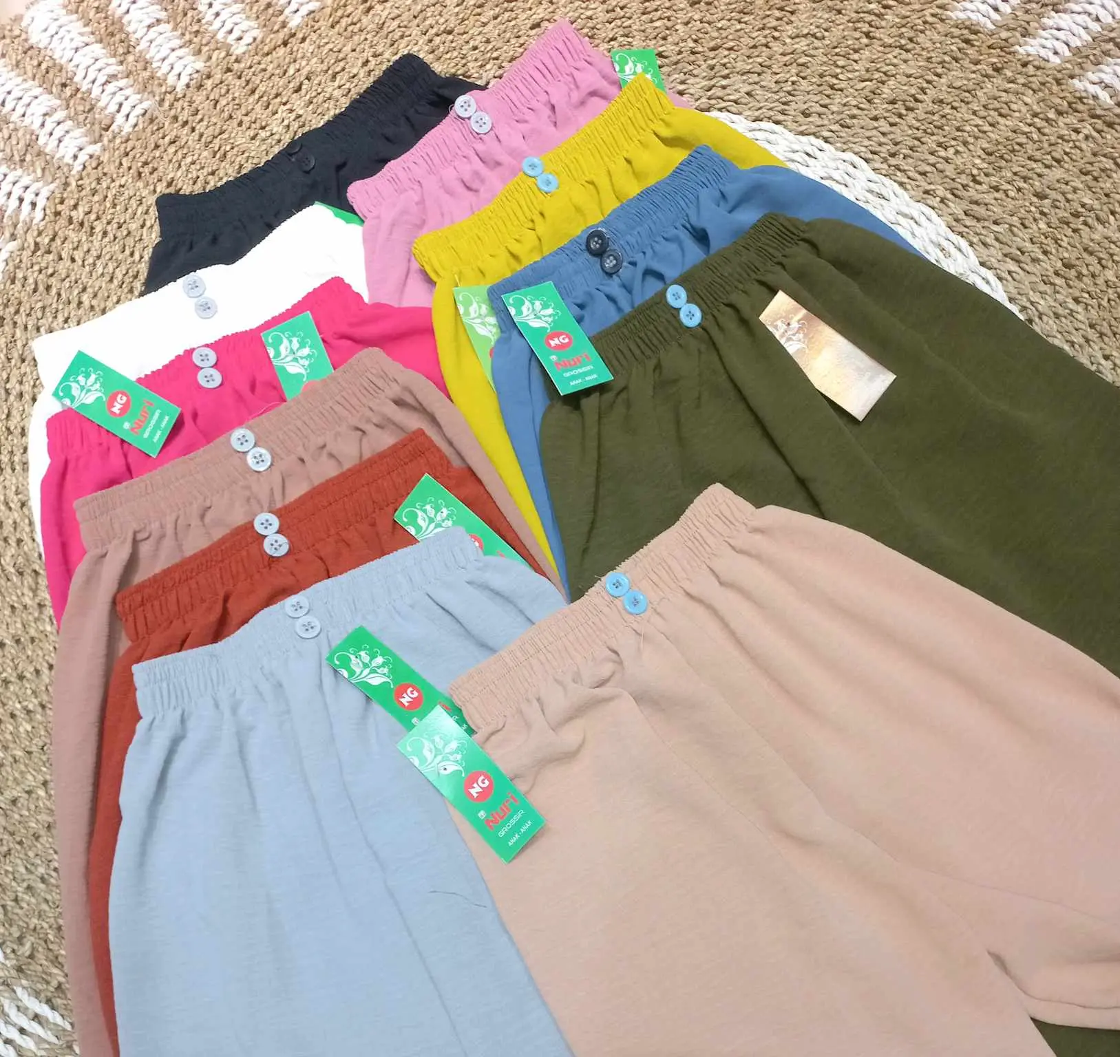 Celana  Kulot  Anak Crinkle Variasi Kancing Depan 40ribu Dapat 2pcs
