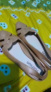 Product Review of LVR TG1726 Sepatu Flat Shoes Wanita Jelly Fashion from E**h 0