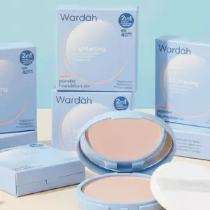 Wardah Lightening Foundation Bedak Refill 2in1 dengan SPF 40 untuk Kulit Lebih Cerah dan Tahan Lama