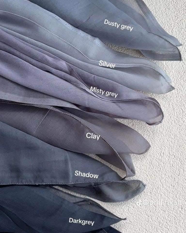 Product Introduction of beli 2 gratis 1️ spill warna hijab yg bikin wajah cerah dong!!fix harus tau yg satu ini️ Bagus buat daily hijab ataupun formal  Warnanya cangtip², mudah diatur  Tegak paripurna dan melengkung sempurna  Cakep bgt 3