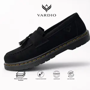VARDIO X SAXA01 -Sepatu Formal Casual Loafers Saxa 01 Kulit Suede Hitam Pria | Sepatu Loafers Suede Pria haruta chunky ringan lederwaren antiselip size 40 oxford shoes upper kulit asli elegan boots moccasin minimalis 5.0-8.0 sintetis