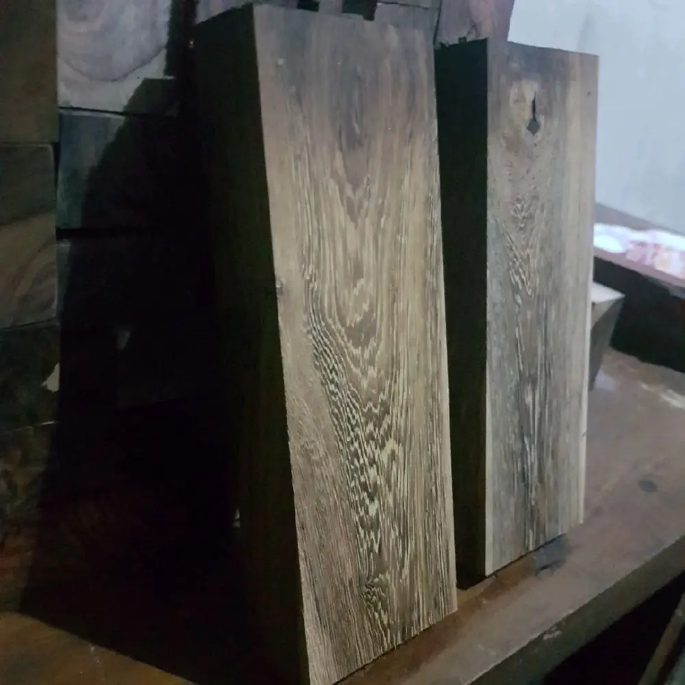 kayu johar ukuran 3x7x20 full galih