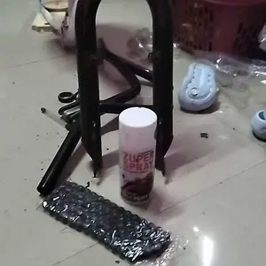 pilok pilox zuper spray black 39 metallic black 1139 rose pink 30 indigo blue 502 candytone red 1108 stabilo merah 1001 pink 1002 green 1003 hitam doff 4 clear pernis bening 540 white 40 w Car Paint