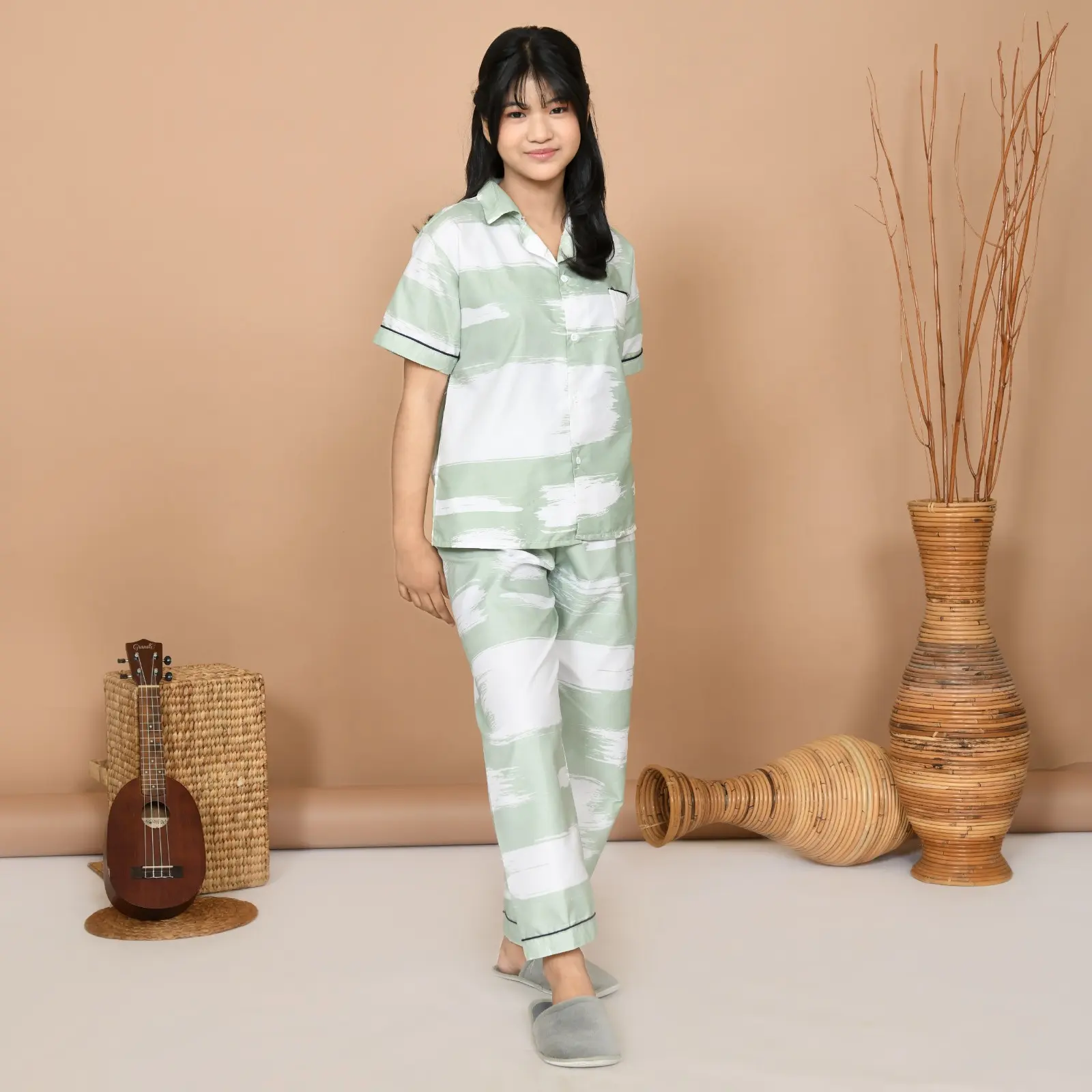 Nyenyak Piyama Anak Perempuan 1 - 12 Tahun Bahan Katun Sintetis / Motif Karakter / Baju Tidur Anak Celana Pendek Lengan Panjang - 2
