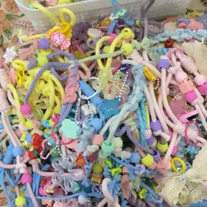 Paket Usaha Gantungan Tas Tali Simpul Macrame Handmade Varian Mix Dengan Manik Manik Cantik Isi 20pcs Ganci Desain Unik Dan Menarik Untuk Memulai Bisnis Anda