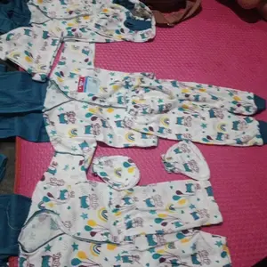 IBUN-MALL PAKET BEROJOL BEDCOVER Stelan Newborn 18pcs Free Bedcover 2 Bantal 2 Guling & Grandz Prize Diapers Jumbo Baju Bayi 0-3 Bulan Uniseks Double PE