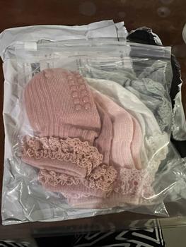 Product Review of 4 Pairs Of Cute Princess Socks For Baby Toddlers - Non-Slip, Lace Ruffled & Plain Colors! from A** J**l s**p 0