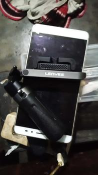 Product Review of LENYES LPH110 Super Mini Tongsis Tripod Stick Selfie Vlog with LED Light Bluetooth Remote Monopod from S**n L** S**g 0