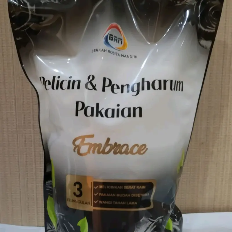 BRM Pelicin dan Pengharum Pakaian Refill 800ml 2