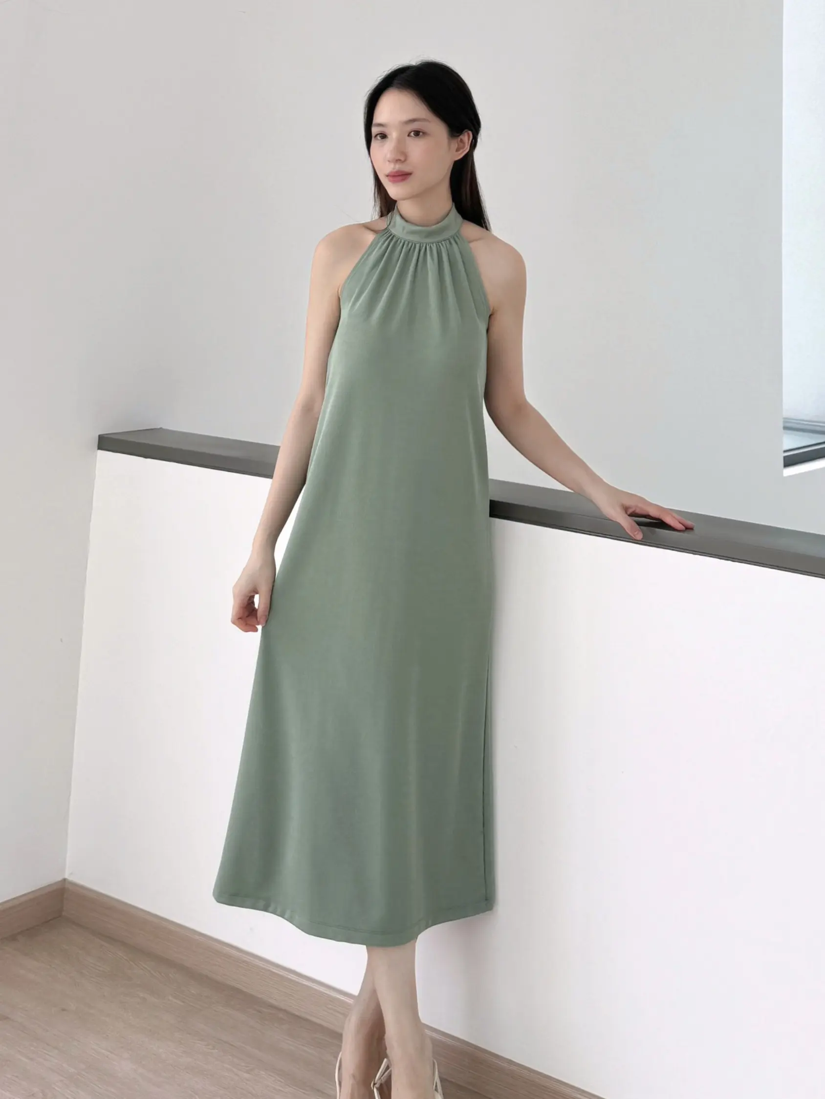Kadaka D-0216 Long Halter Neck Party Dress Panjang Wanita