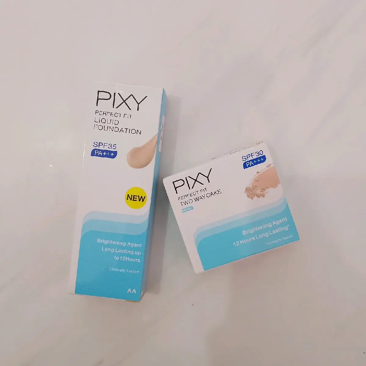 PIXY 2in1 foundation & bedak all typ skin