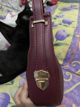 Product Review of ALINSKA SHOULDERBAG Kulit PU Tas Bahu Wanita Selempang Slingbag Cewek from Y**h 2