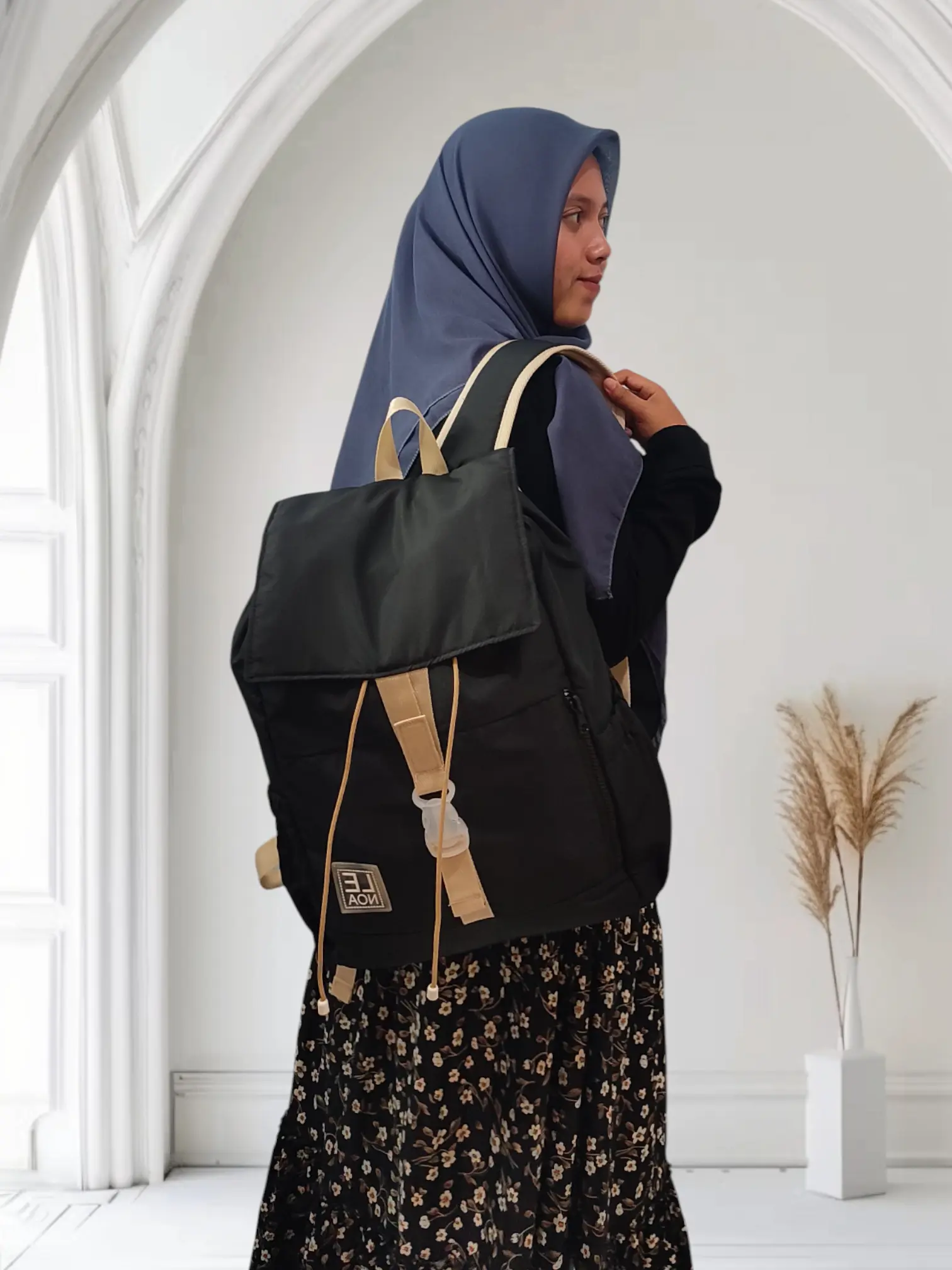 Lenoa Floria Backpack Tas Ransel Wanita Untuk Sekolah Kuliah Travel Warna Hitam Korean Style Serut