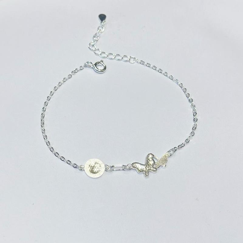 Hoàng Phát Phụ Kiện Lắc Tay Bạc Ý 925 Chữ Cong Mảnh Nhỏ Mặt Con Bướm Phối Tròn Chạm Máy Số Đồng Hồ LT044 KHÔNG XI KIM