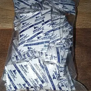silica gel food grade oxy isi 100 khusus makanan berminyak dan kering, silica gel oxyfree food grade Penyerap Kelembapan Penyerap Kelembapan