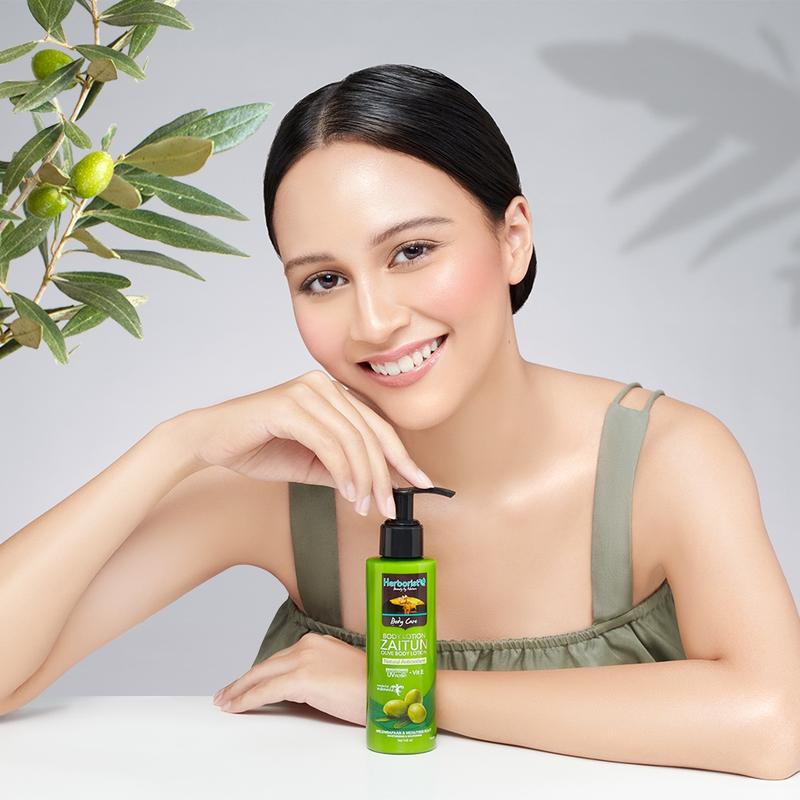 Herborist Body Lotion Zaitun 145ml - Paket 3pcs Tubuh Vitamin lotion wangi segar Mencerahkan Melembutkan body  lotions 4