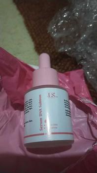 Product Review of DNA SALMON SERUM PELEMBAB WAJAH SEMUA JENIS KULIT LS SKINCARE from C**a 3