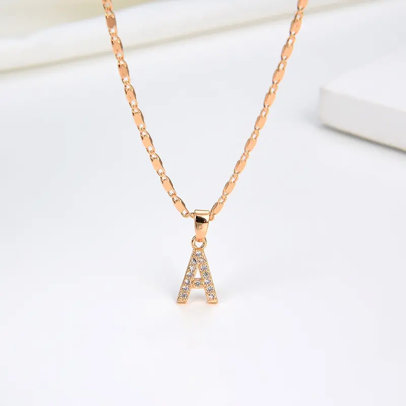 HYL JEWELRY Kalung Titaniun Huruf Kalung Alfabet titanium Wanita Permata Perhiasan Lapis Emas 18k 198N