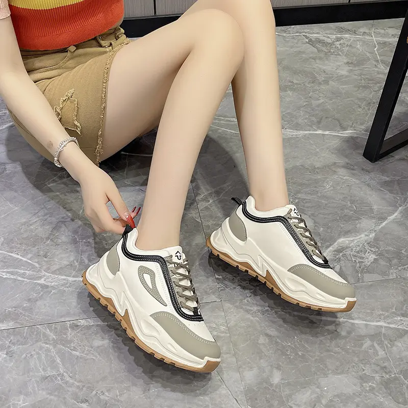 TUTA Shiyeon Sepatu Sneakers Wanita Putih Sport Kasual Cream 604 Karet Shoes Casual 2
