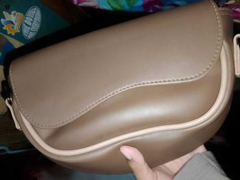 Product Review of Akaci store | ZURAA Tas selempang wanita Terbaru 09-8233 Bahan Sintetis  kuliah kerja kantor ibu Polos Kulit PU kuliah kerja pesta from T**i 0
