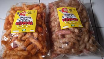 Product Review of Paket Gurilem & Kerupuk Mangkok Pedas isi 500 gram Food Snacks from D**i H**h 2