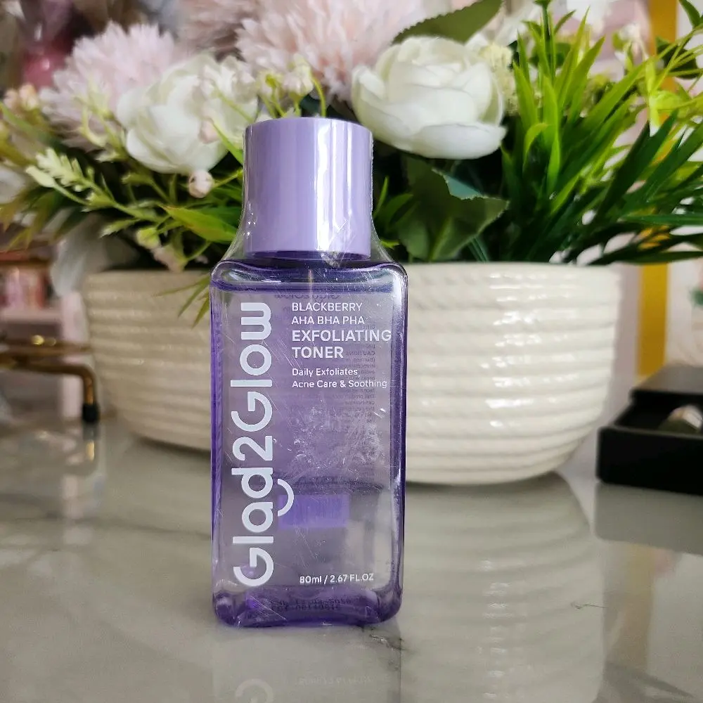 Glad2Glow Exfoliating Toner Ungu