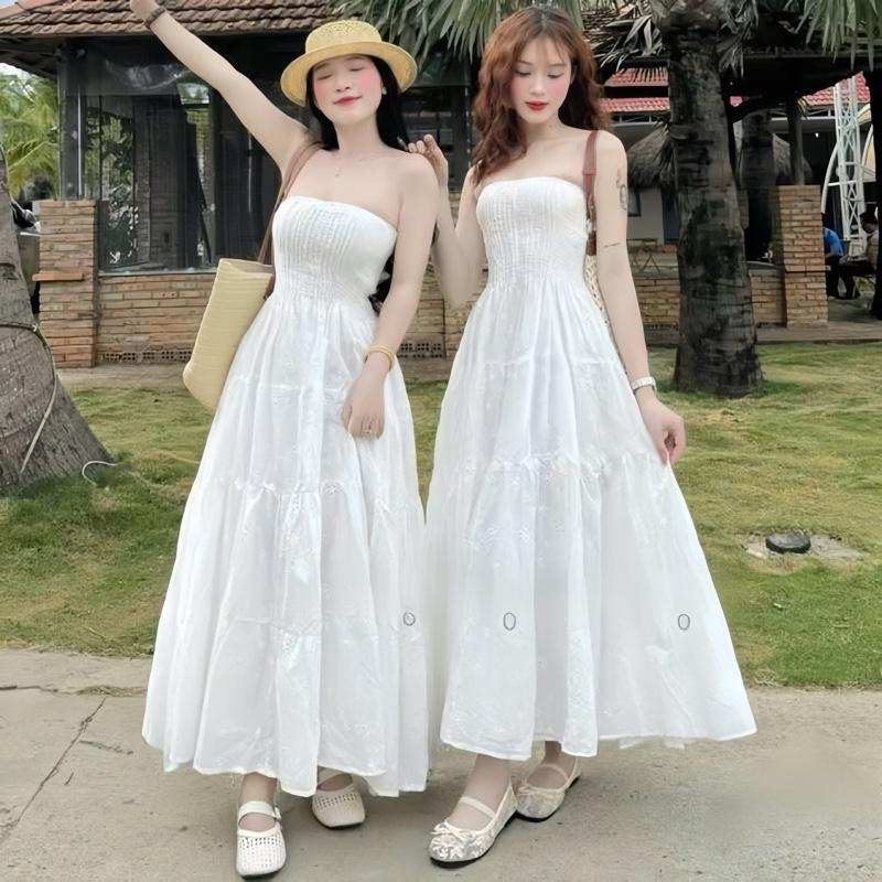 B155 Đầm Maxi Cúp Ngực 2 Lớp Smocking Sau Lưng Hoạ Tiết Thêu Hoa     Dáng Dài Nữ Tính Dịu Dàng Thanh Thanh Lịch Phong Cách Thời Trang Sang Trọng Dễ Thương Phù Hợp Với Mọi Phong Cách