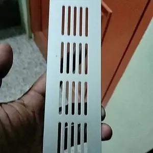 Lubang Udara Aluminium Huben Ventilasi Angin Kitchen Set Saringan Hawa Laci Lemari Kabinet Silver Hitam LUA-50 LUA-80 5cm 8cm 15 cm 20cm 25cm