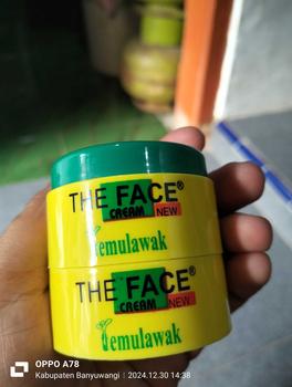 Product Review of [BPOM] THE FACE Temulawak Day & Night Cream 50gr - Skincare Glowing Recommended BPOM Perawatan Wajah from y**n 3