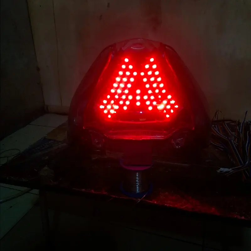 stoplamp running beat baru deluxe/street 2020-2024 10mode lampu rem Kendaraan Motor 8