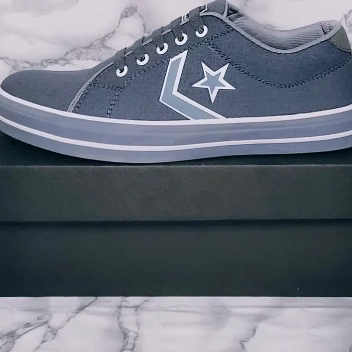 Sepatu Sneakers Casual All Strr Bintang Abu-abu pria&wanita 0