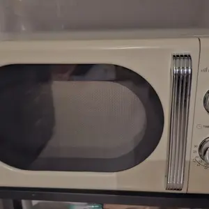 Sharp R201MRSBW - Microwave Oven Retro Design 20L 400W Broken White