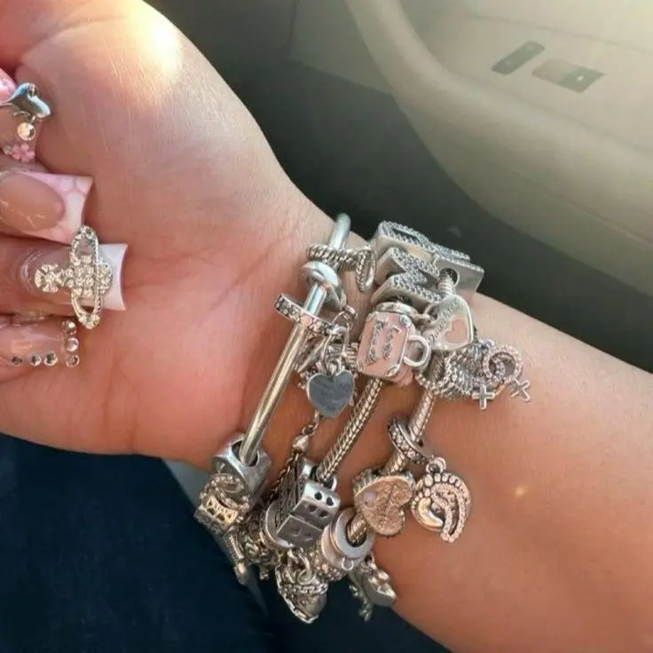 Gelang Pandordor Charm Alloy [Gelang Polos]