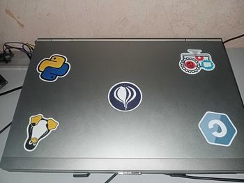 Product Review of [Cheap Fast Delivery] Adjustable Laptop Stand boleh laras-mudah alih & dilipat, plastik Stand Laptop, penyejukan yang dipertingkatkan, reka bentuk tinggi untuk penyimpanan, sesuai untuk semua komputer riba from R**n 1
