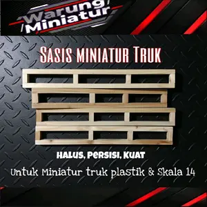Sasis Miniatur Truk, Canter dan Giga, bahan kayu halus.