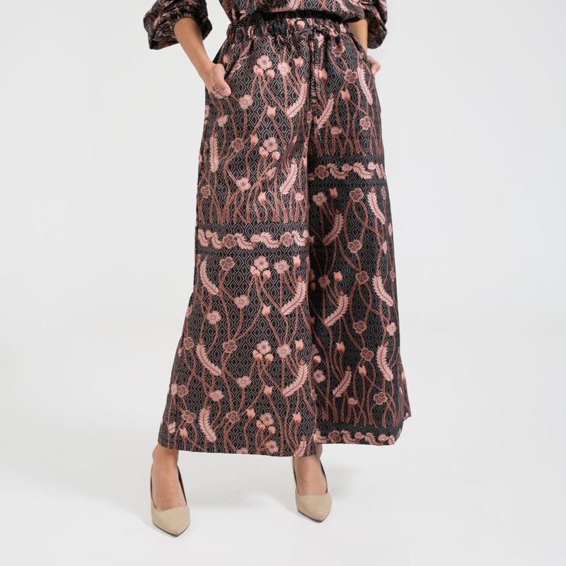 Product Introduction of THICKAPPAREL - AALIYA Setelan Wanita Blouse dan Celana Kulot - One Set Wanita Kulot 4