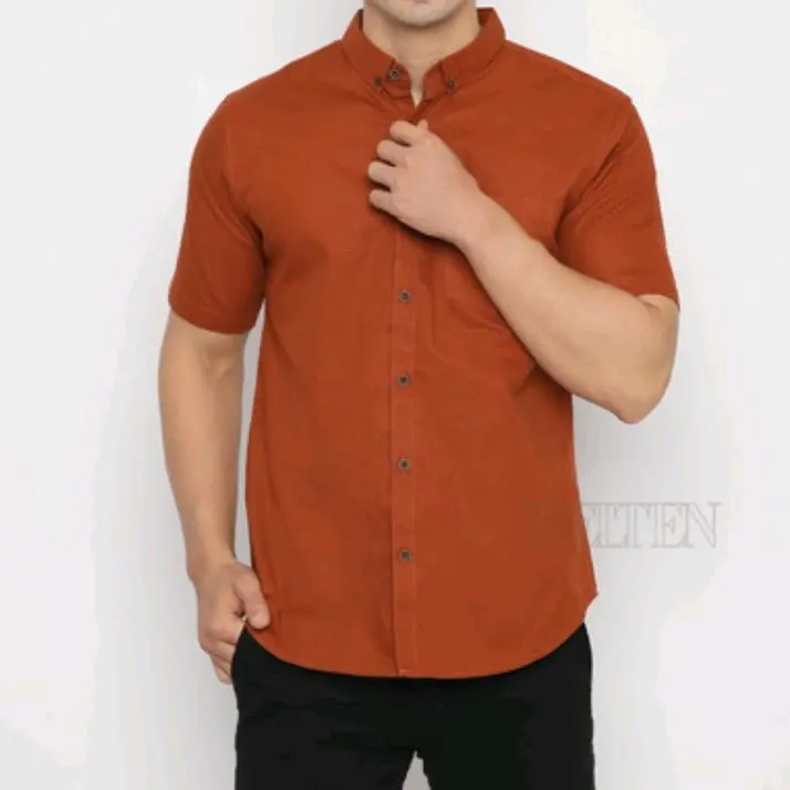 Kemeja Polos Teracotta Lengan Pendek Formal Bahan Katun Adem - Trending 1